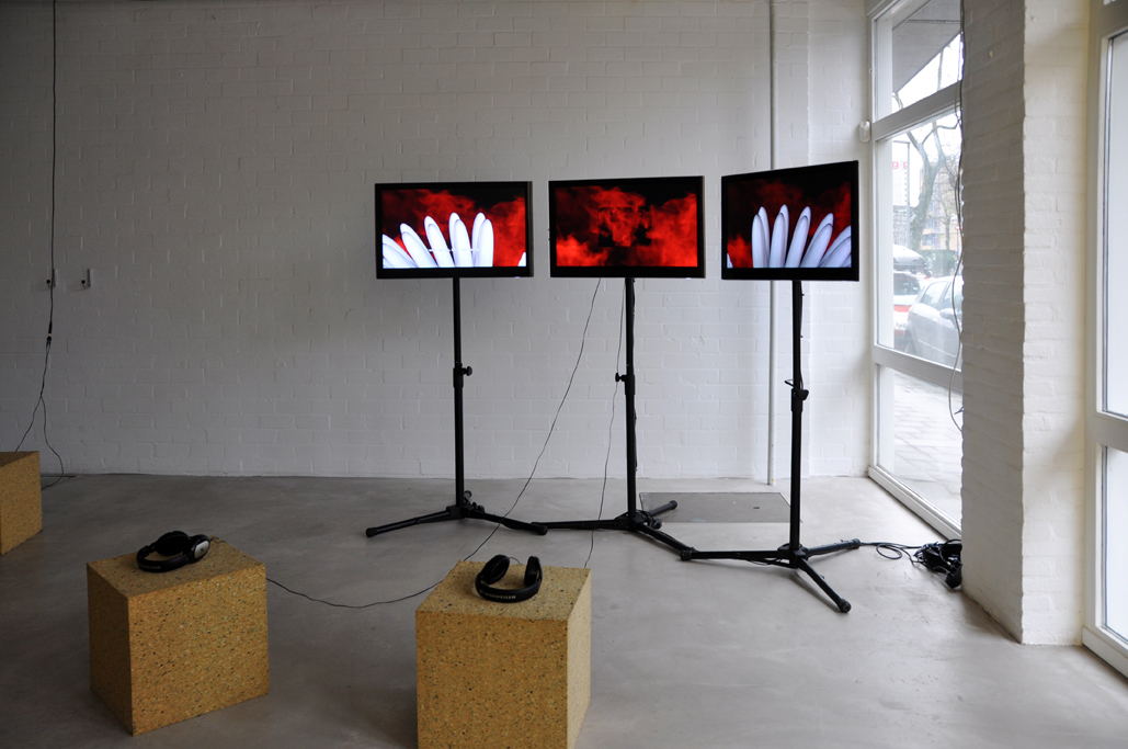 Helena Vinent, Hard Persistence (2020), HD video, triple channel, colour, sound, 17 min 23 s loop, three 55" TV screens